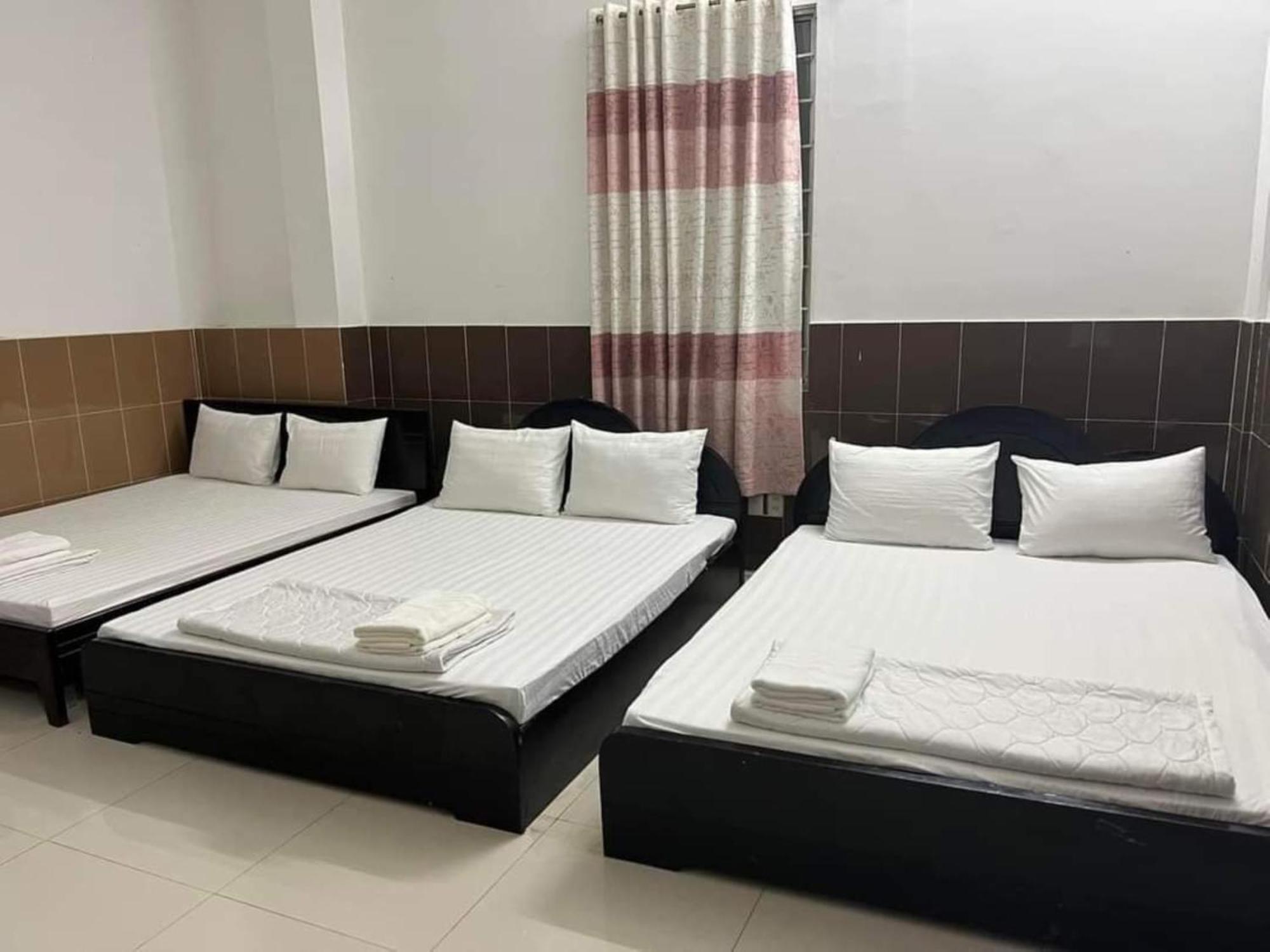 Kien An Hotel Кан То Екстериор снимка