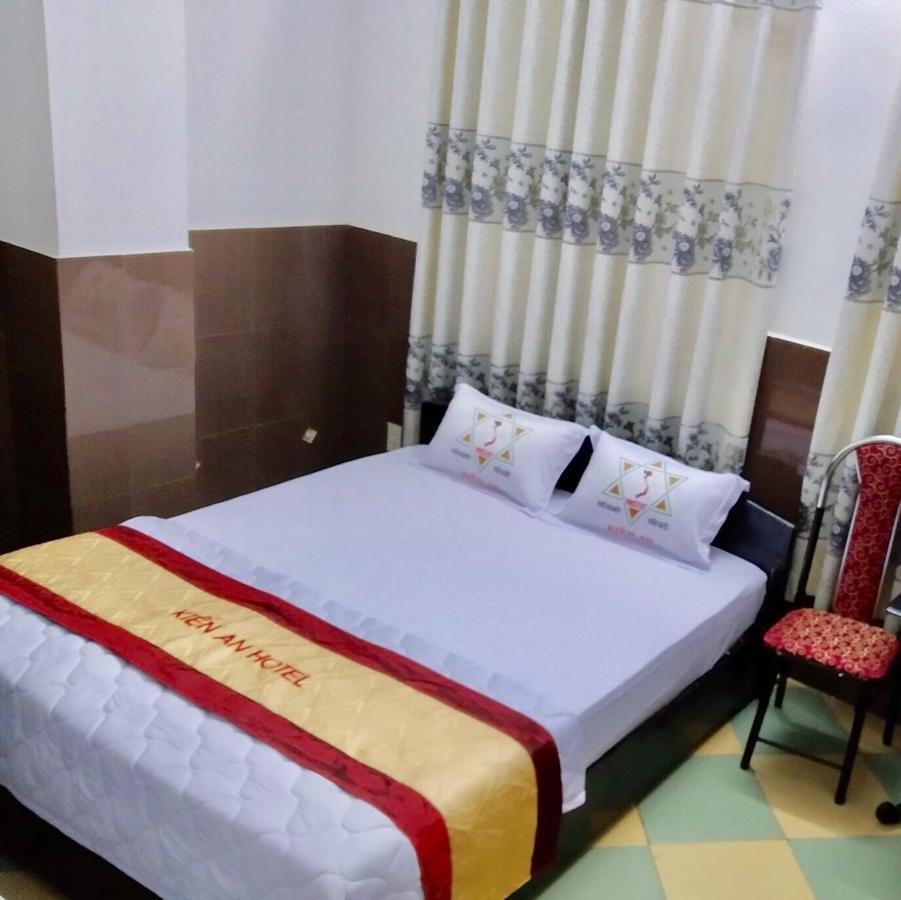 Kien An Hotel Кан То Екстериор снимка